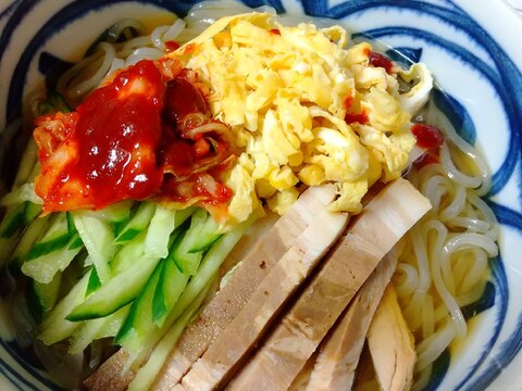 ピリ辛冷麺！